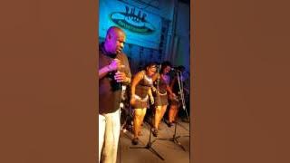 Splash  Abantu banamanga