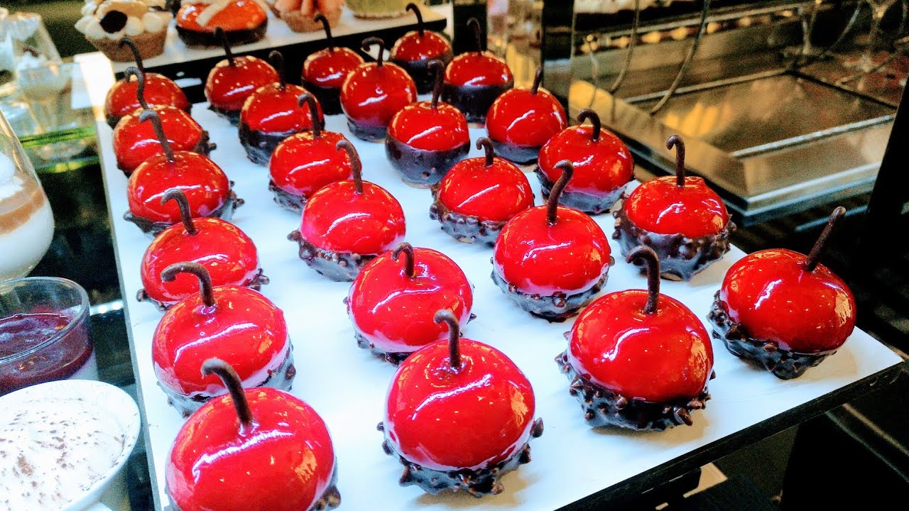 Buffet de pâtisserie hôtel Hilton bonne année 2020 a Tanger YouTube