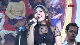 Tanjung Emas SALMA NOVITA LIQUID STAR