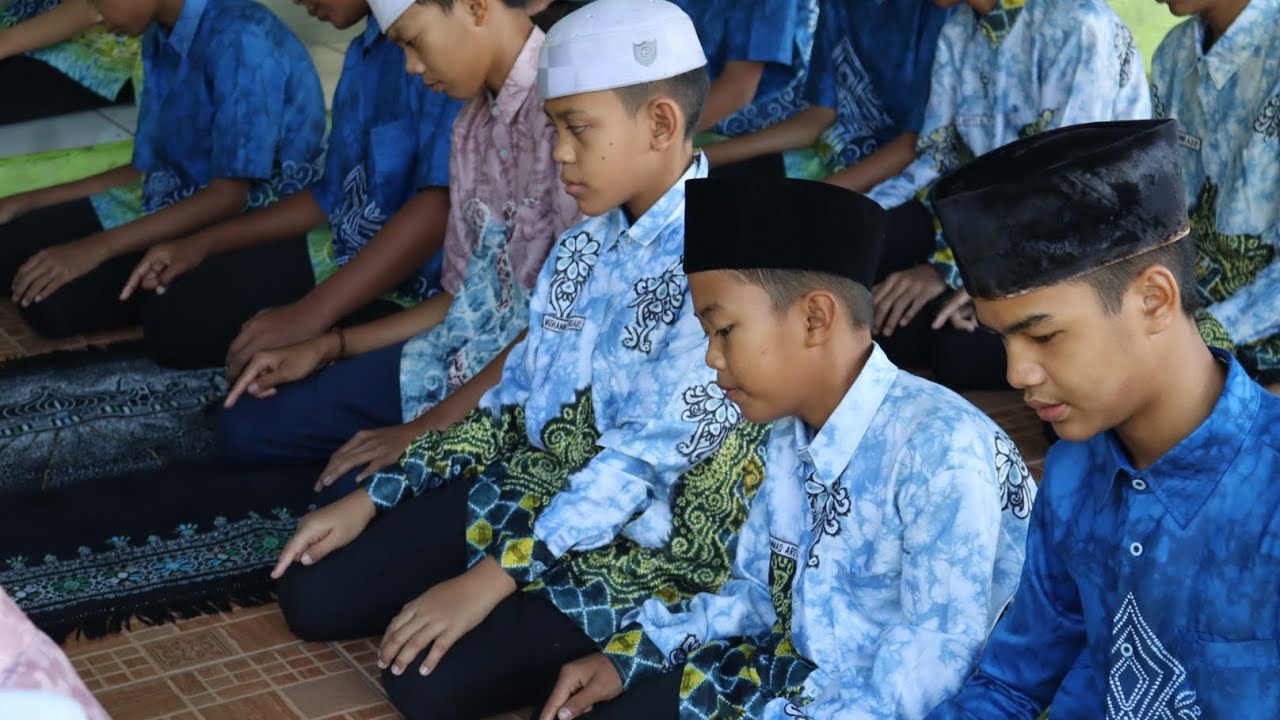 MTsN 5 Tapin Gelar Sholat Dhuha Bersama Sebelum Pembelajaran di Bulan Ramadhan