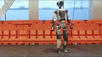 Review "Walk, Run, Crawl, RL Fun | Boston Dynamics 003 | Atlas"
