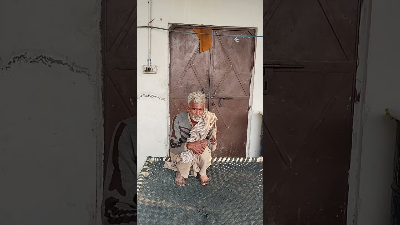 درویش آدمی = سادہ، نرم دل، عاجز اور روحانی سوچ رکھنے والا انسان