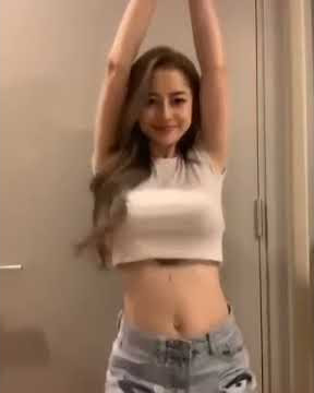 story wa cewek cantik goyang seksi