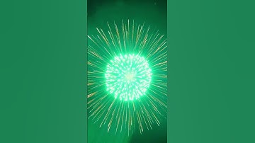AWESOME 8" #FIREWORKS shell turned me into Santa 🎅