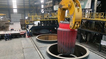 235-Ton Steel Ingot Being Forged – Incredible Industrial Power