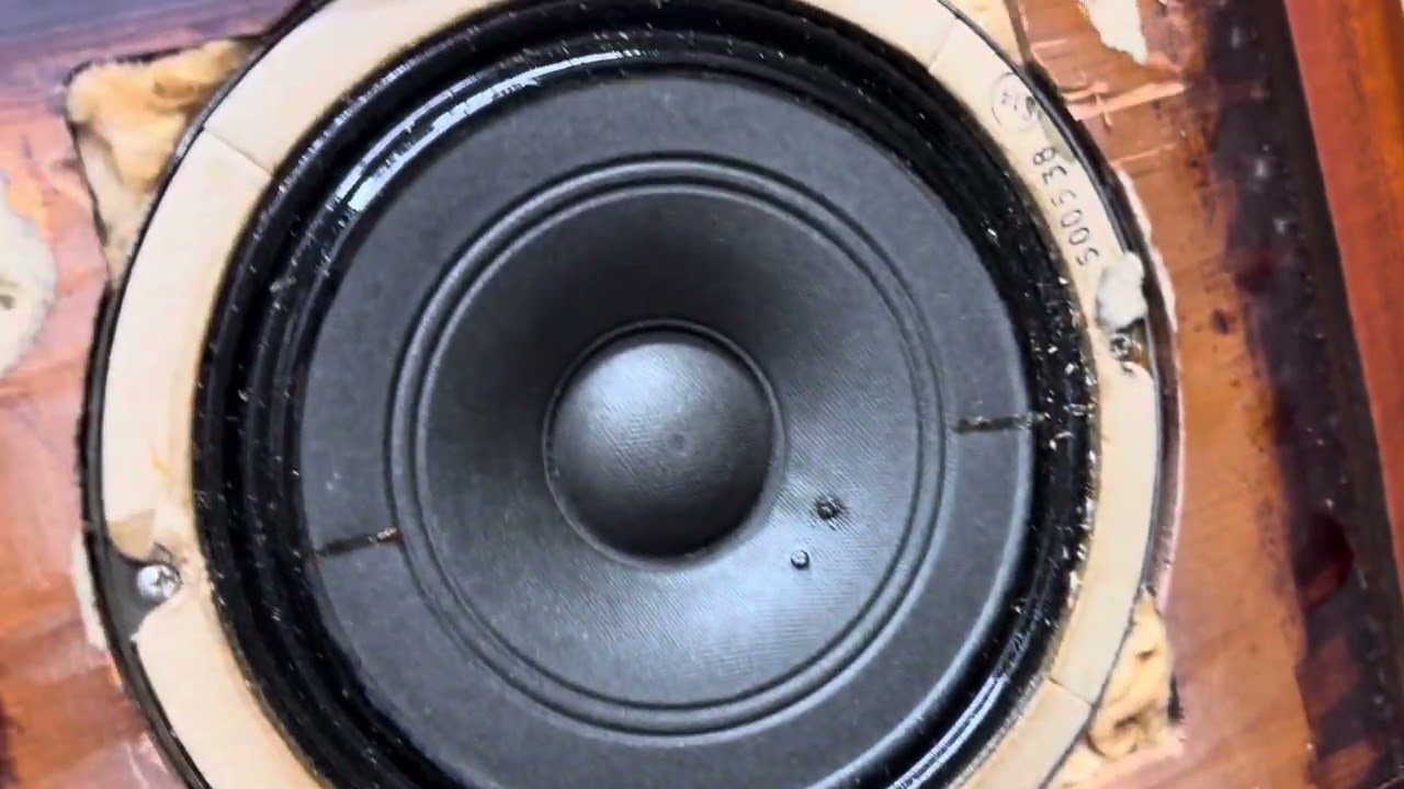 LOA AR1 TRUNG ALTEC 755a  CỰC ĐẸP CHẤT ÂM MA MỊ . Và AMPLY FISHER TA800. Sđt:0945588383