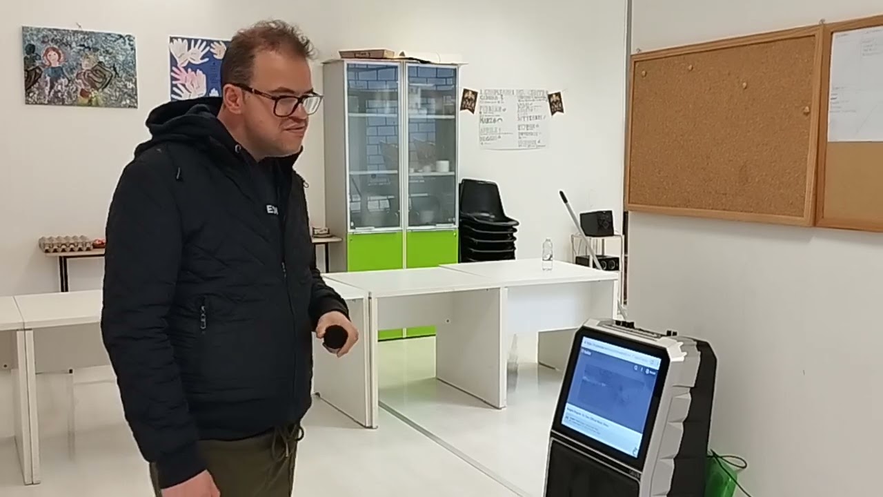 Andrea ha cantato la canzone Imagine Dragons It's time 😘 al centro nuovo 2026 