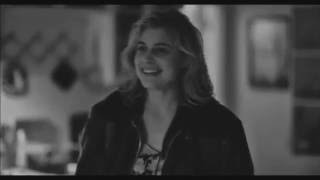 David Bowie - Modern Love | Frances Ha Scene