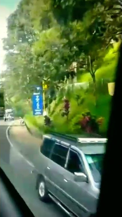 sepanjang jalan lintas || shorts || perjalanan luar kota || kendaraan padat || lalu lintas ||