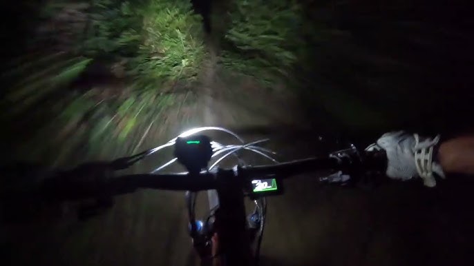 Olight Gotorch X - Lampe vélo puissante pour un vélo vtt - Olight