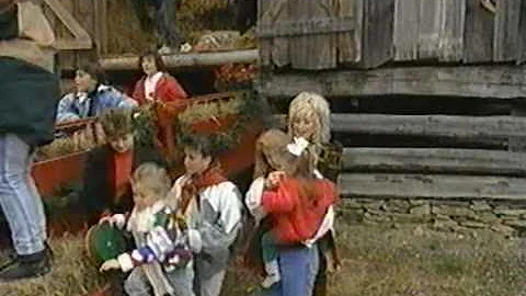 Dolly Parton "Home For Christmas" Special 1990 (P2)