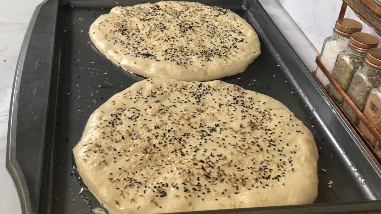 خبزة الحوش الليبيه بمكونات بسيطه موجوده بكل بيت 👌🏻خبز خفيف جربوه على رمضان🌙