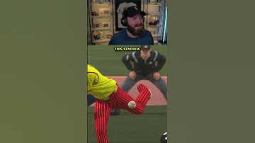 Hoe is dit een homerun??? 🤣 #mlb #mlbtheshow #mlbtheshow25