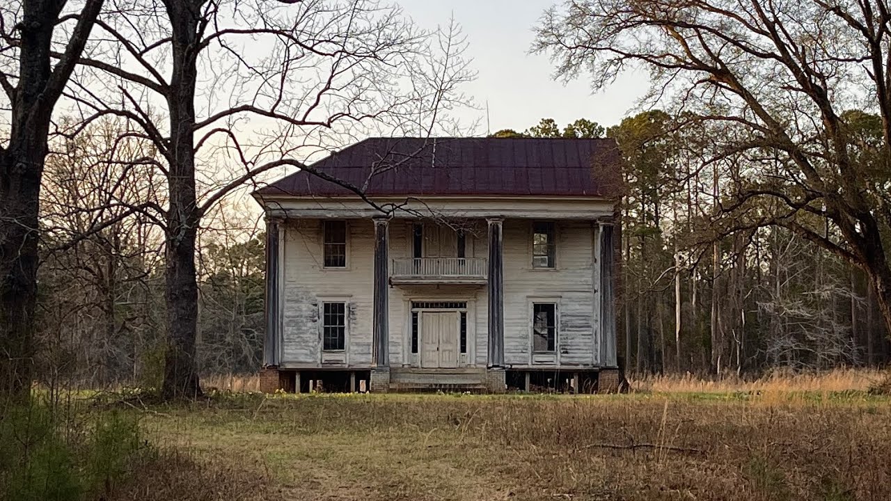 Step Inside The Breathtaking Abandoned Belle Plantation House Forgotten Deep Down South in Alabama