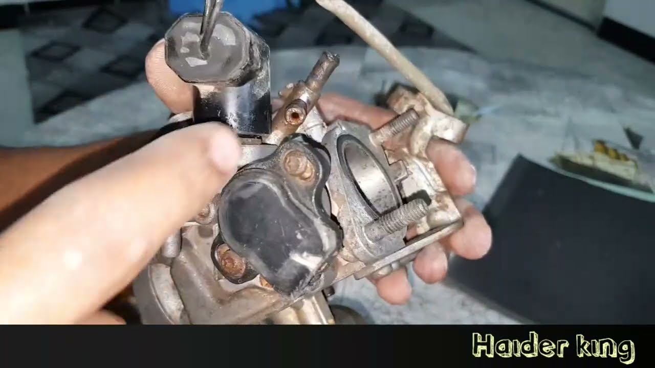 تنضيف كابريتر ماجسته 250cc وطريقه تنفيس الراديتر في نهايه الفديوmajesty yamaha 250