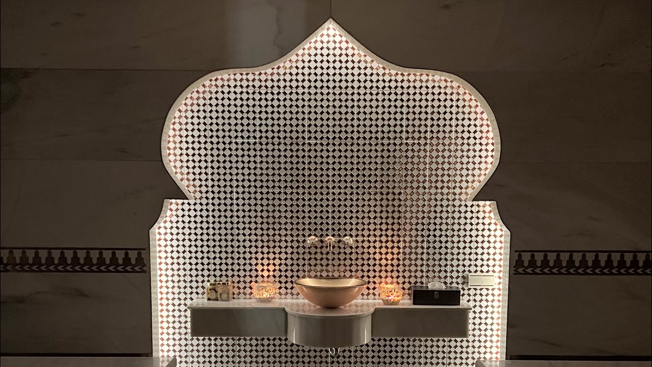 SPAIN HAD ME IN A CHOKE HOLD! 😭 YouTube