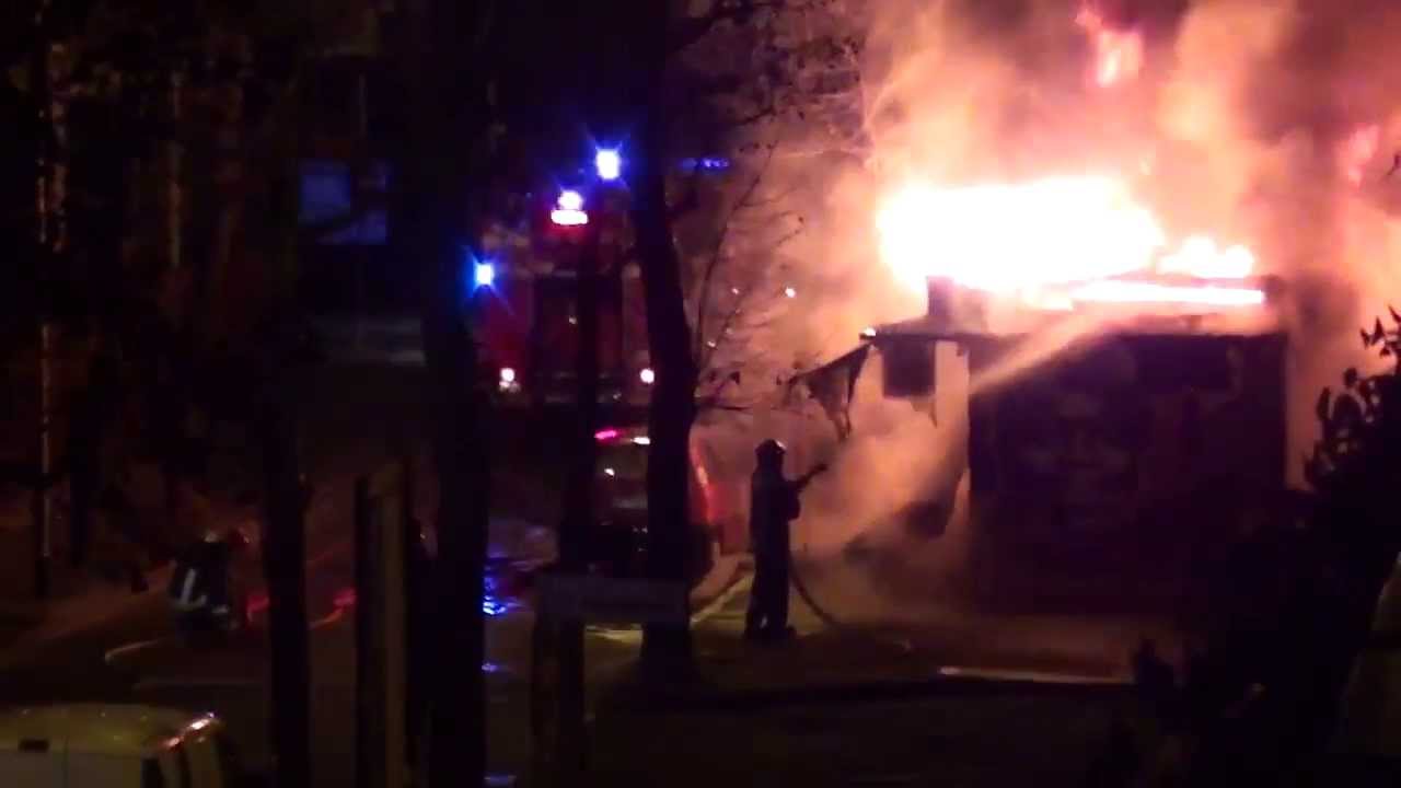 Incendio edicola di Cinisello Balsamo via Mascagni.