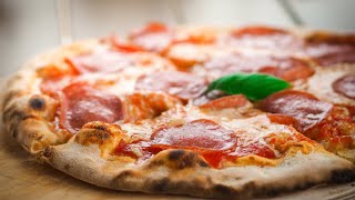 How to make a REAL PIZZA in a home oven