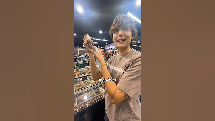 POV my gf’s hobbies vs my hobbies 🐍 #shorts #relatable