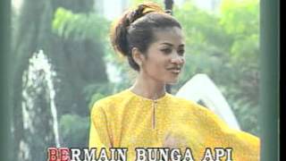 Bila Takbir Bergema - Maria Bachok