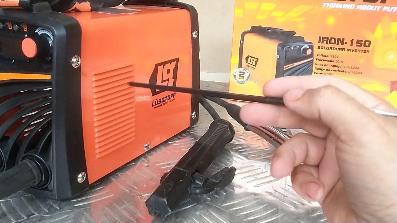 Soldadora Eléctrica, Lusqtoff Iron 150 inverter - YouTube