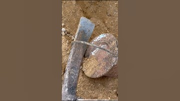 Digging for gold adventures in metal detecting #treasurehunt #satisfying #treasuresearch