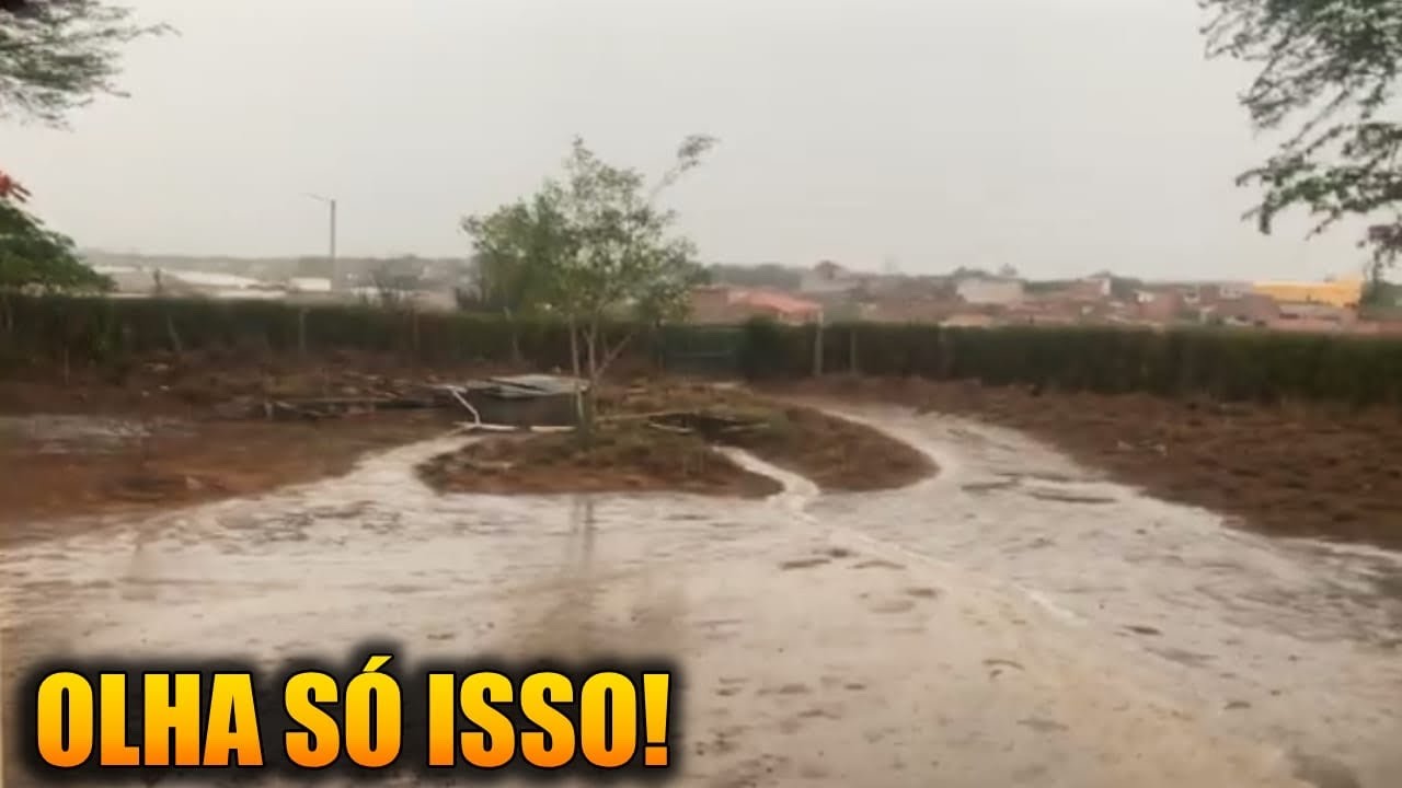 O céu desabou! As imagens dá primeira grande chuva 