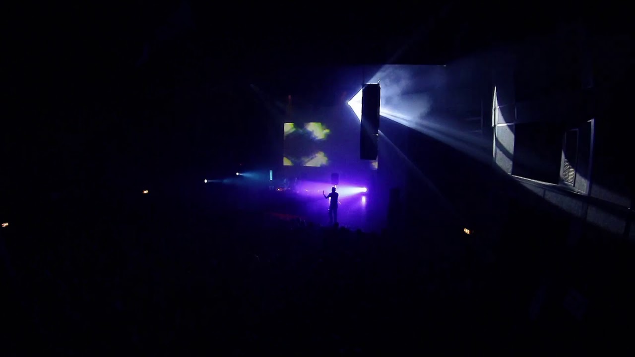 Mc Bram's live bikini Toulouse Massive