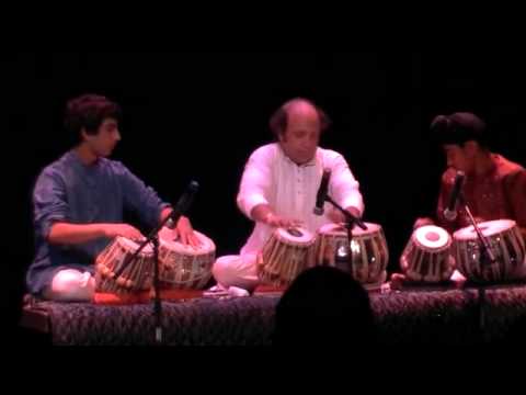 Pt. Abhijit Banerjee Tabla Solo, Chakardar