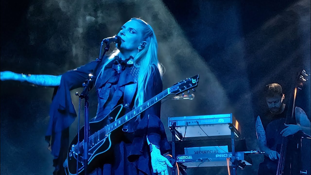 Eivør - Falling Free - Hamburg Docks 17.10.2025