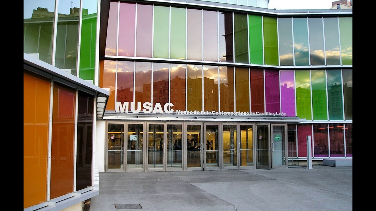 Panoramio 40620   A collection of 87 pictures, original ratios respected  2018 01 11 02 04 45