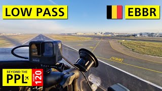 Low pass RWY 07L of Brussels Airport (EBBR) on a winter sightseeing flight in the DA40 - with ATC