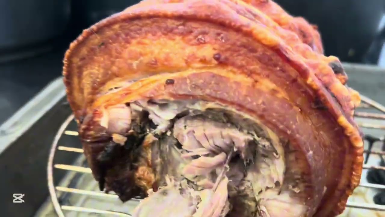 Simple tips for homemade pork lechon belly 😋😋😋😋