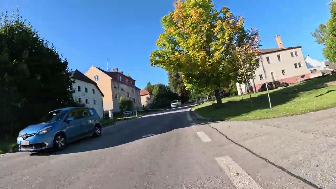 09/2025, 15 díl z 16, 2 x Honda Forza 125, přední kamera