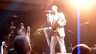 Fishbone - Date Rape - Live - 17-08-2011 in Paradiso nr2