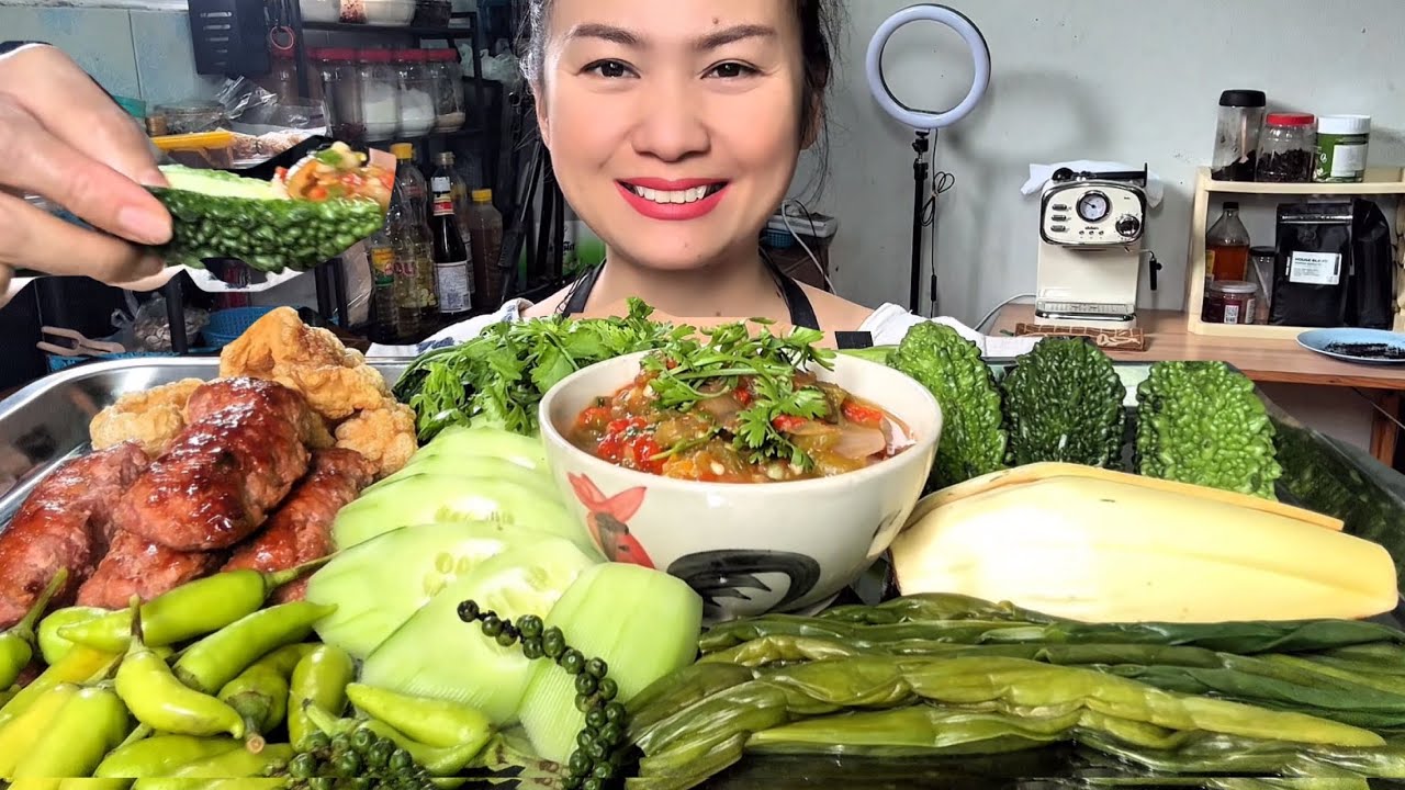 Thaifood ASMR น้ำพริกมะเขือเทศ แหนมทอด ข้าวเหนียว ผักจุกๆ Tomato chili paste MUKBANG show 