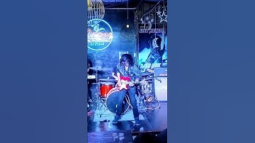 🎸 Lam Morrison-"He is back"- Guitar King of Thailand - Somewhere over the rainbow
