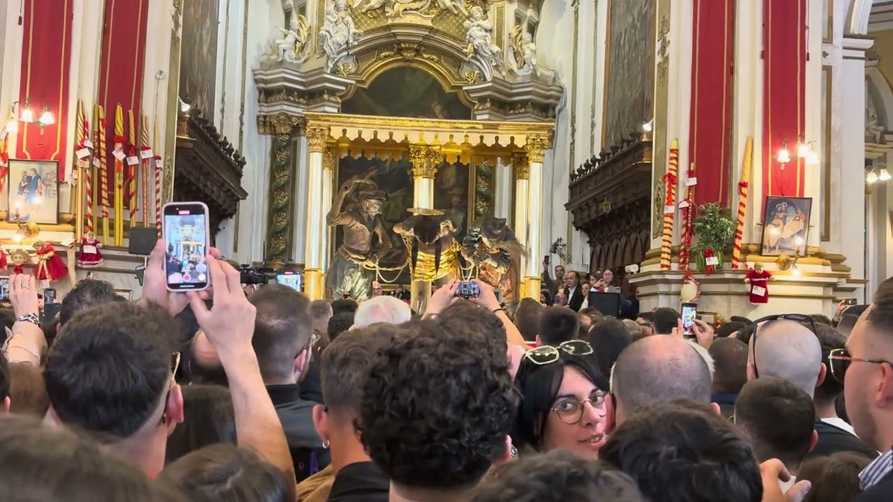 Cristo alla colonna Ispica 17 aprile 2025 con “AH SÌ VERSATE LACRIME”