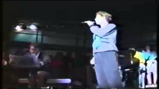 1990 UWP Cast B Hole in the Sky