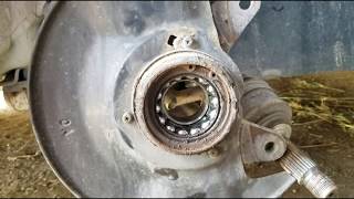 How To - Change Front Wheel Bearings on Honda Fit 2007