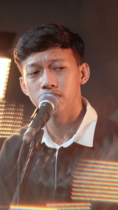 Tak genggem tanganmu tak elus pipimu - Tulus Surepman feat. Restianade