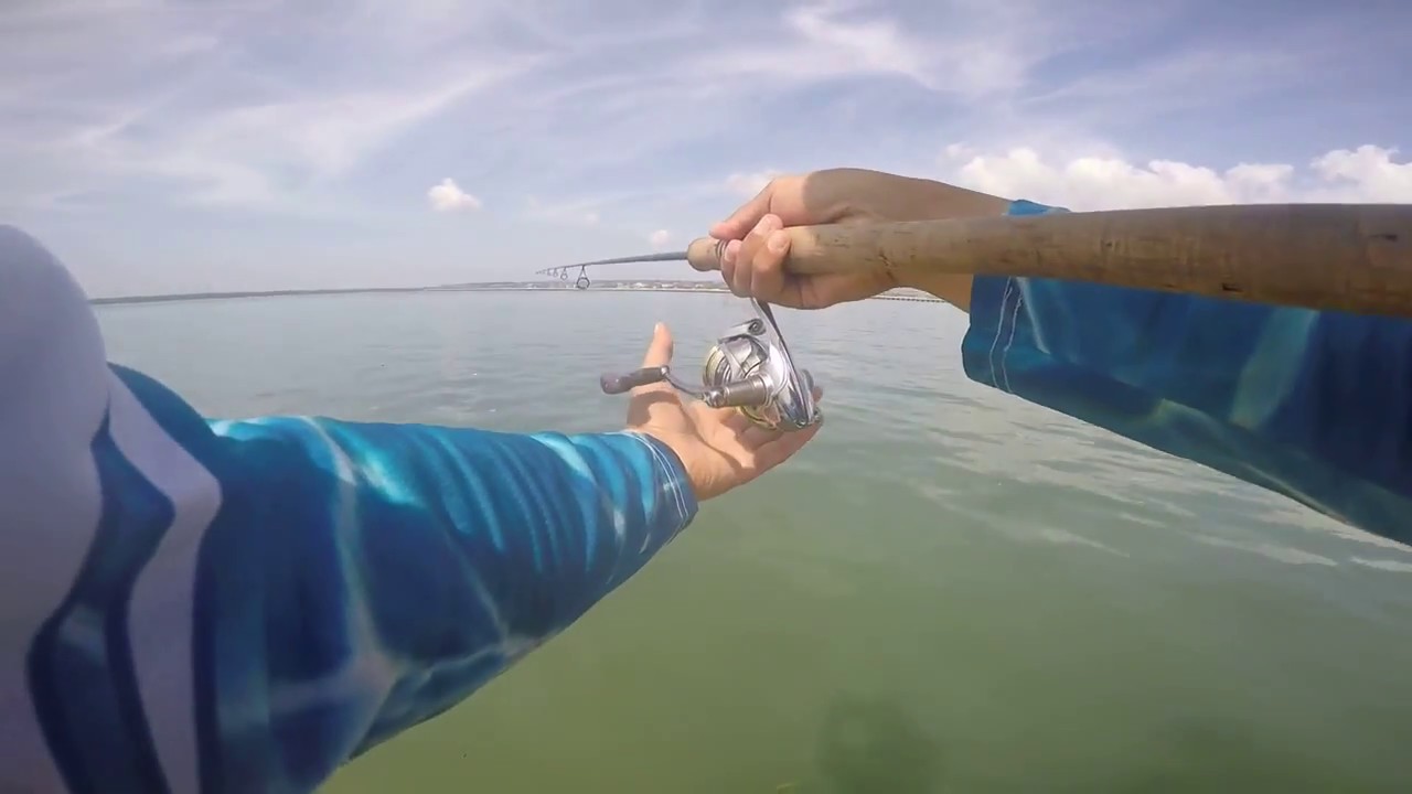 Barracuda strike on mini popper casting fishing bali