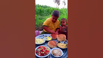 غدانا يا خواتي في الغيط عشان ماما زعطانه من البيت 