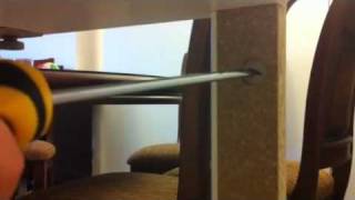 ジェニーの洋服だんす組立て中