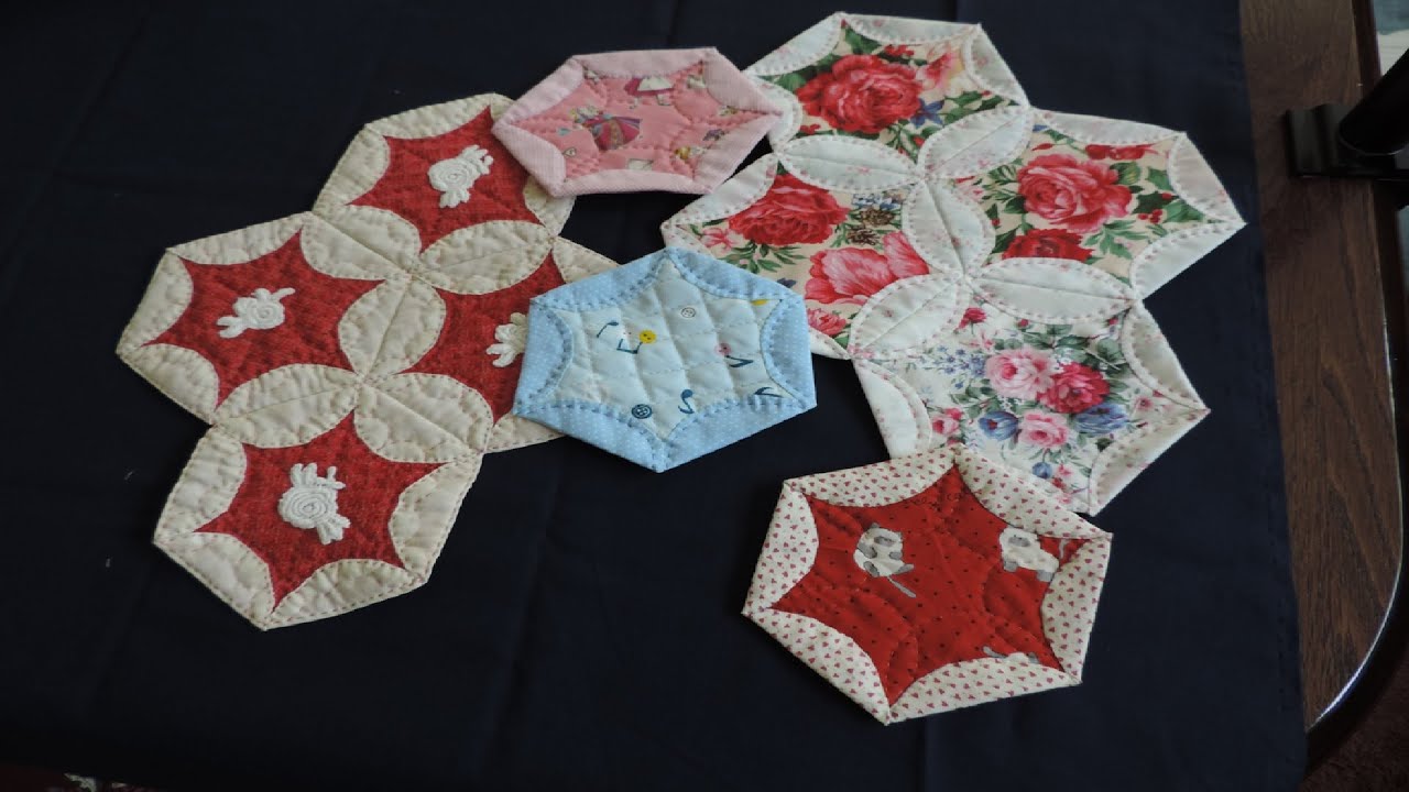 Make a scalloped quilt motif - YouTube