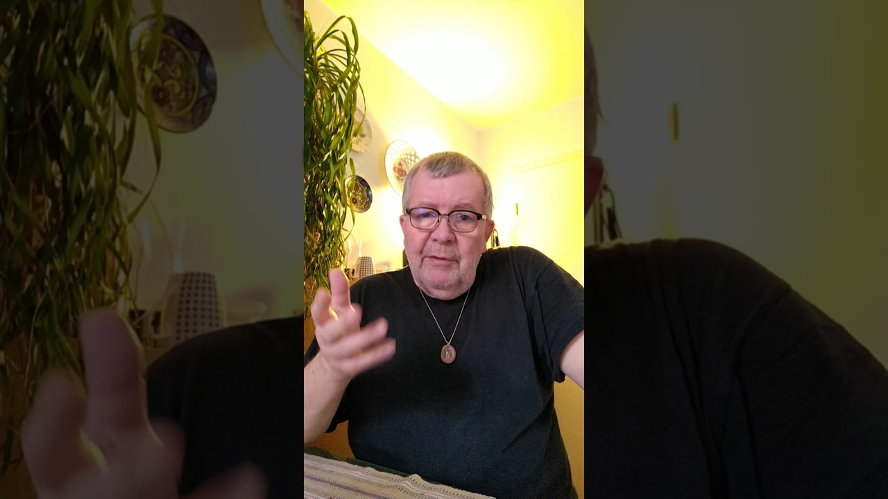 Drei Runen für den Tag - dieser Short ist eine kurze Erklärung und Einleitung zum folgenden Short -