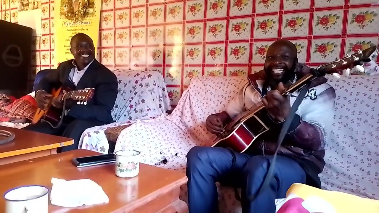 Ogas Okwek by Kimoso