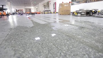 Quicktron AMR working on wet floor