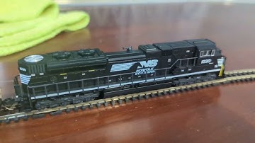 more of the Ace going round 9.75" radius curves