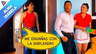 Señora bañó a su esposo porque estaba coqueteando a la empleada